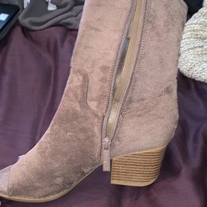 Fringe open toe boot